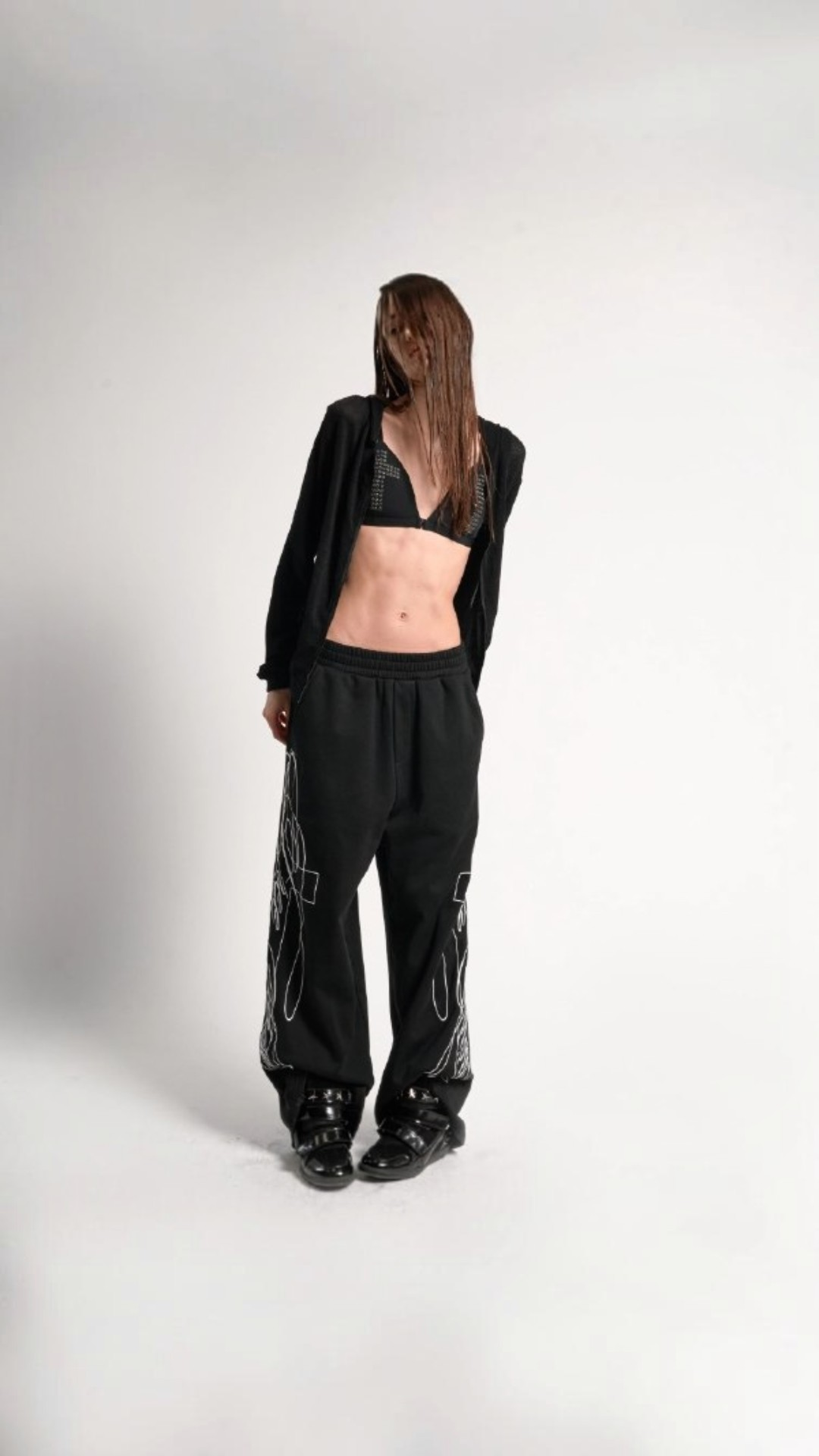 no E mosen Embroidered Baggy Sweatpants