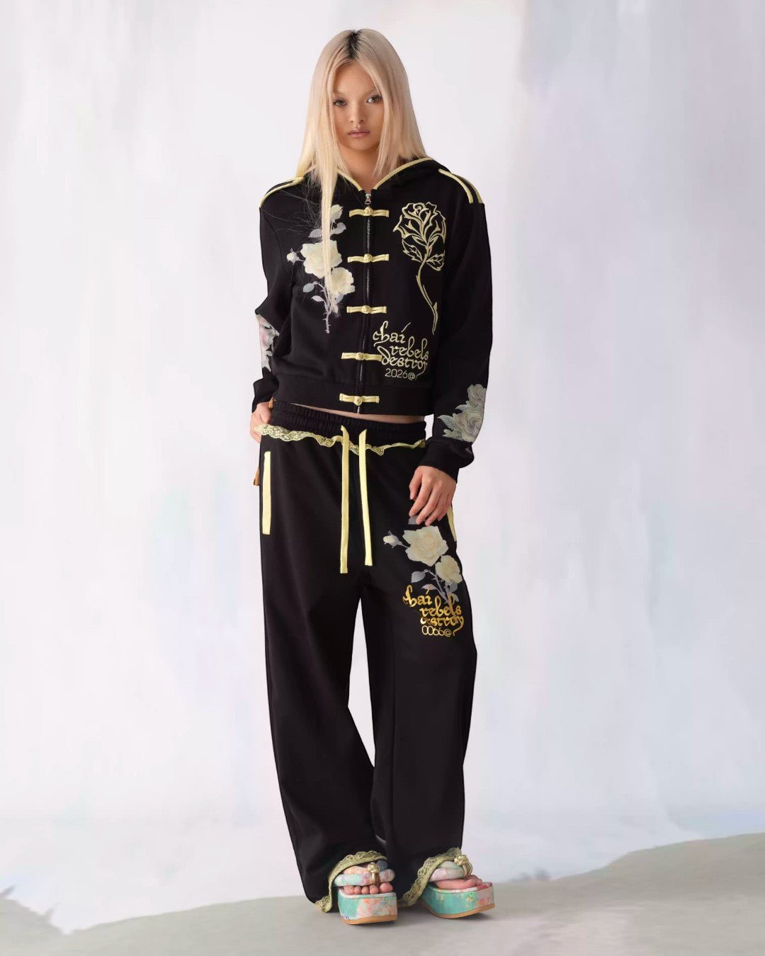 CHAI 26AW Yellow Rose Lace-Trim Graphic Wide-Leg Sweatpants - SWAGLAB