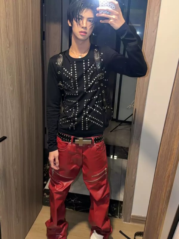 no E mosen Studded Long Sleeve