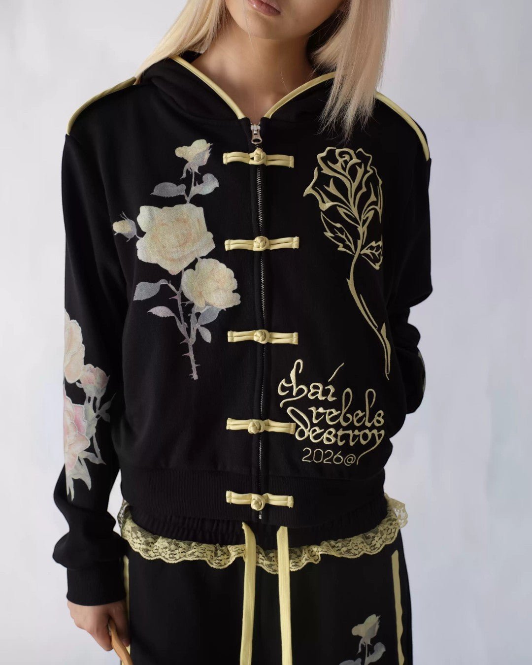 CHAI 26W Frog-Button Zip Hoodie - SWAGLAB