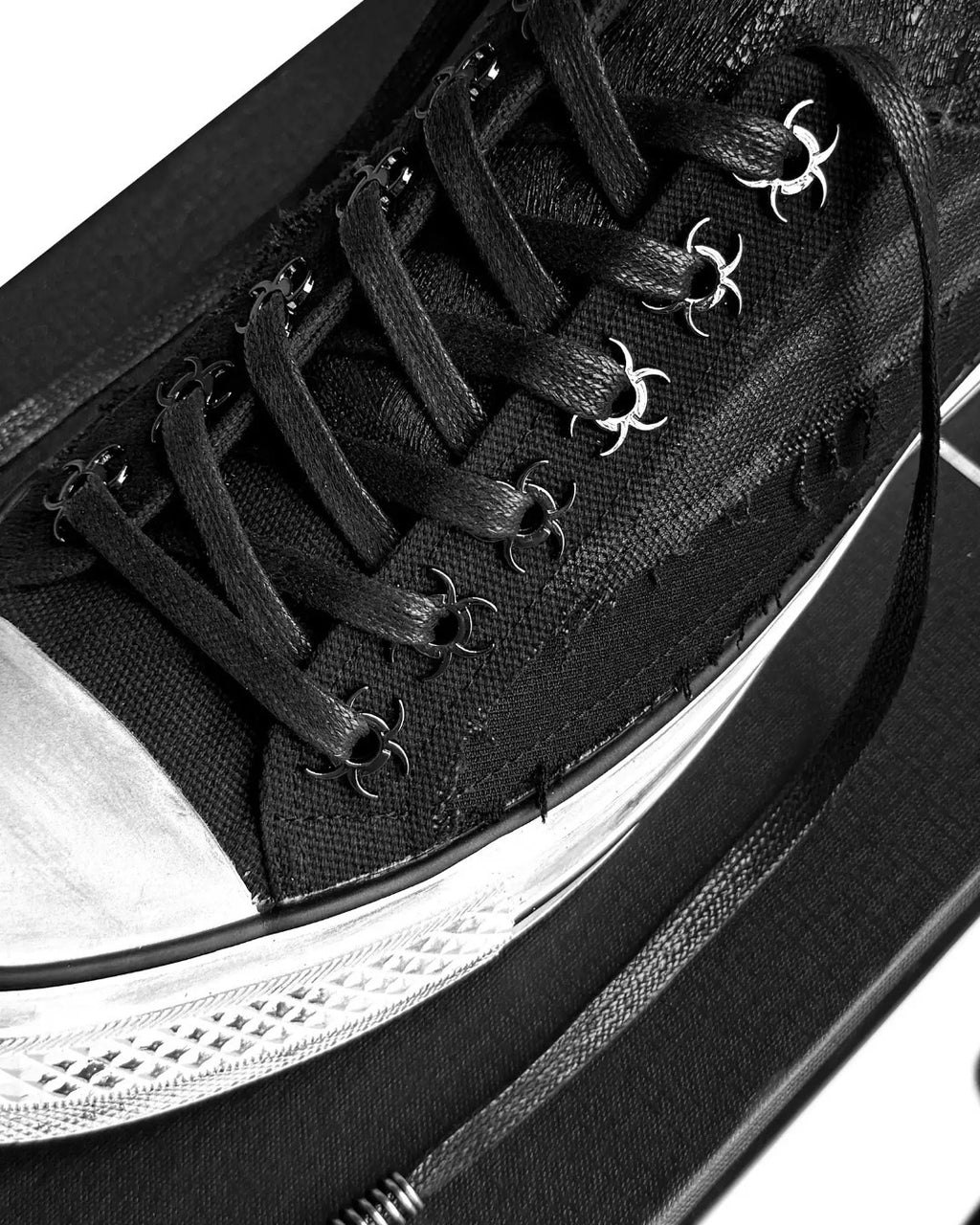 CinderVein Metal-Toe Sneakers - SWAGLAB